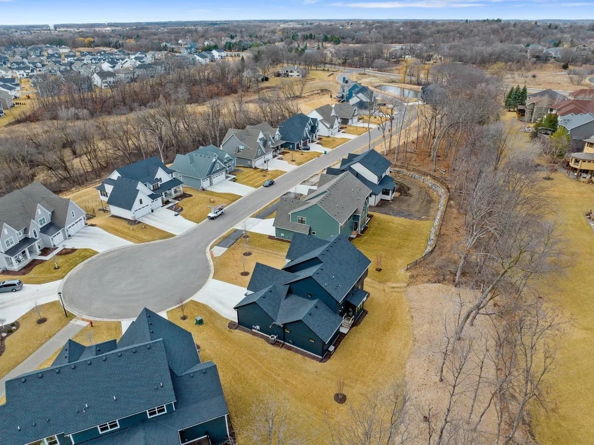 Affinity Moving — Deephaven area