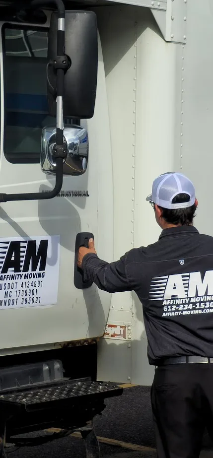 Affinity Moving crew on a Twin Cities move